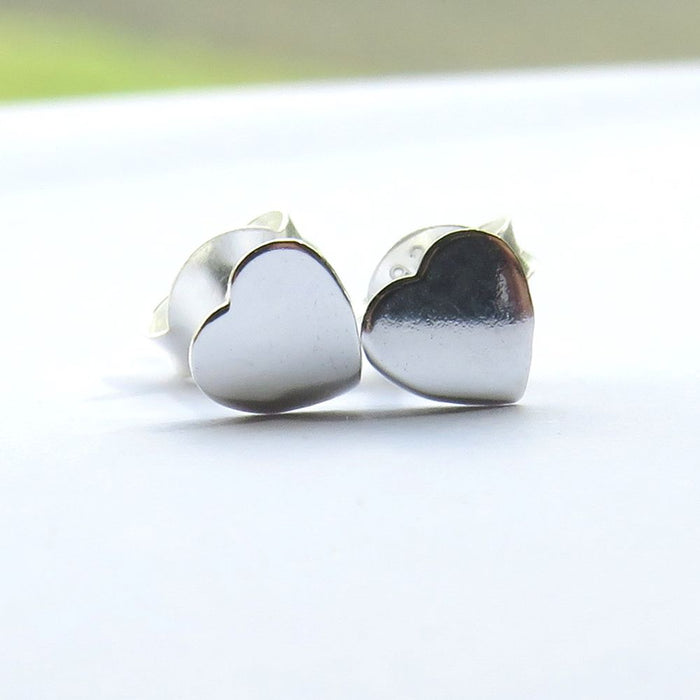 Sparkling Heart Stud Earrings - High-Quality & Stylish Accessories