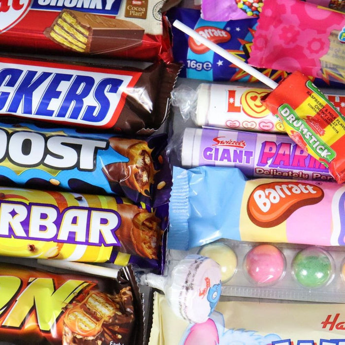 Mixed Chocolate & Retro Sweets Signature Gift Hamper