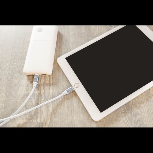 Our Pure Planet (Harry Kane's ECO Brand) - USB-C to lightning cable, 1.2m/4ft