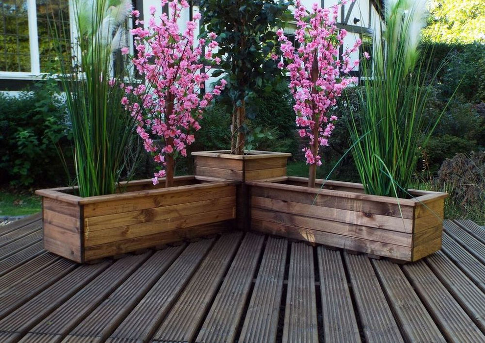 Premium British-made Corner Planter Set │Traditional Design, Sustainable Wood, Rustproof Bolting