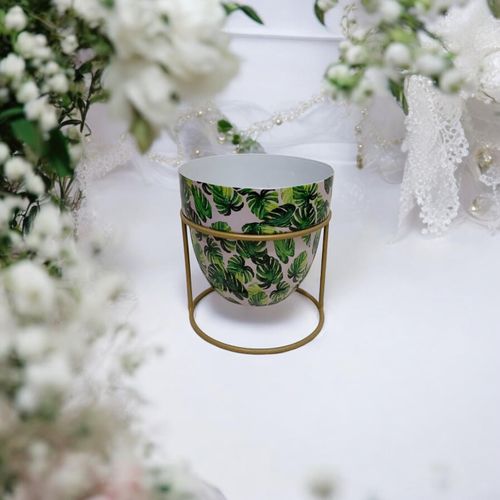 13CM PLANTER ON STAND