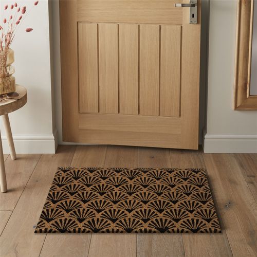Astley Scallop Deco Latex Backed Coir 45x75cm Black Doormat