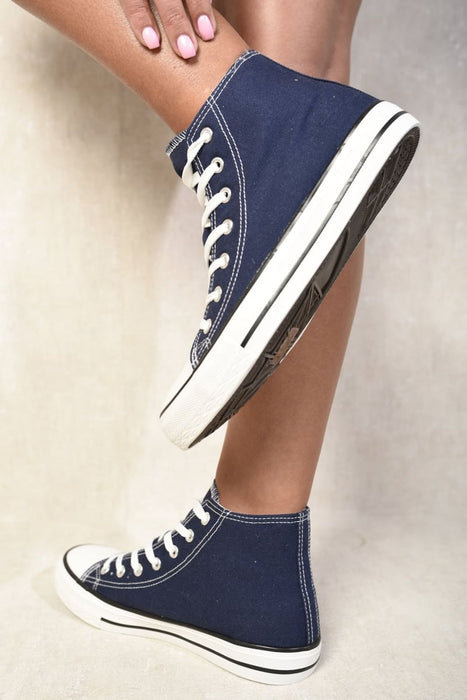 Ultimate Comfort & Style: High Top Lace Up Trainers