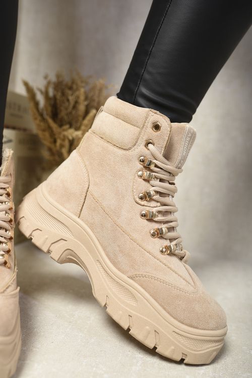 https://images.avasam.com/?url=https://avasamnew.s3.amazonaws.com/live//ikrush-lillian-chunky-lace-up-platform-ankle-boots-1726661617540158-1-_rmsu-zh.jpg&w=500