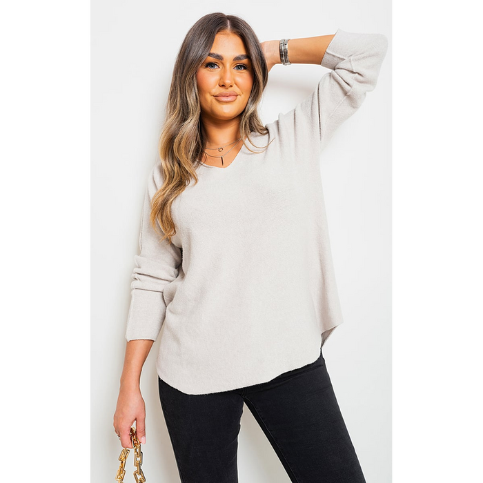 Alicia Oversized Knitted Jumper – Cozy, Chic, and Luxurious