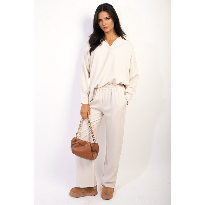 Effortlessly Chic V-neck Top & Wide Leg Pants Co-ord Set - Timeless Sophistication & Comfort