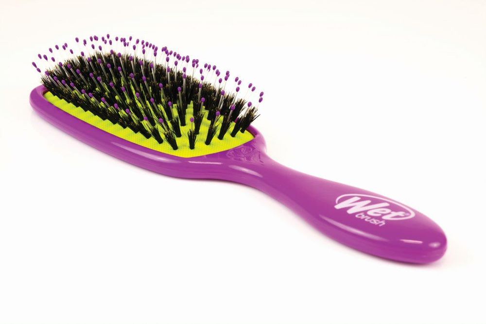 WetBrush Shine Enhancer Purple - Detangling Hairbrush for Glossy, Healthy Hair - Minimize Breakage & Split Ends - Soft IntelliFlex Bristles - Distributes Oils - Ideal for Dry Shampooing - Sleek and Shiny!