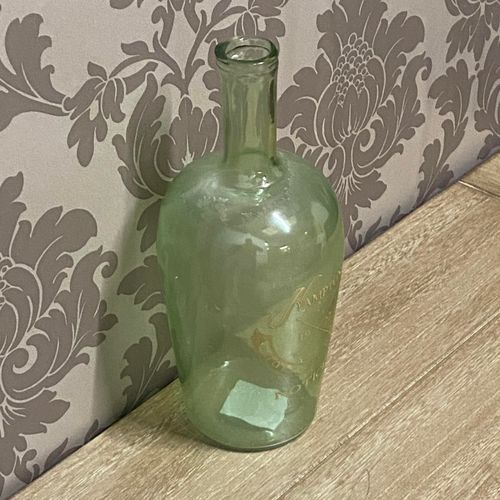 11" GLASS DECORATIVE VASE-RECYCLE GREEN