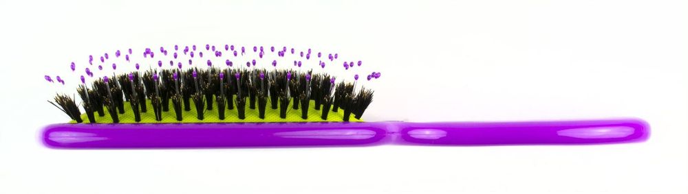 WetBrush Shine Enhancer Purple - Detangling Hairbrush for Glossy, Healthy Hair - Minimize Breakage & Split Ends - Soft IntelliFlex Bristles - Distributes Oils - Ideal for Dry Shampooing - Sleek and Shiny!