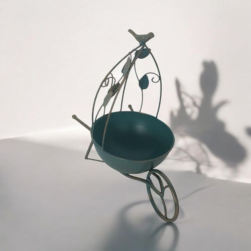 36CM BLUE METAL GARDEN PLANTER