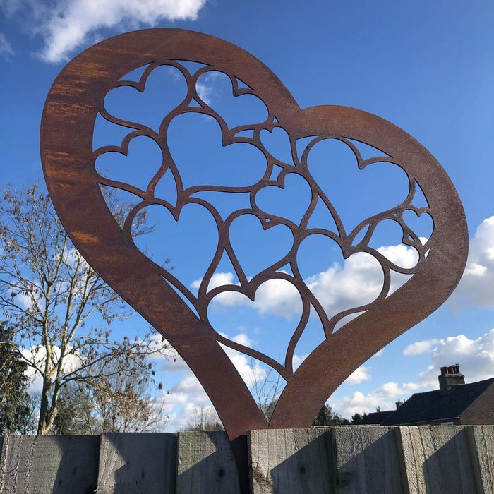 Rustic Metal Heart Garden Decor - Outdoor Lawn Decoration