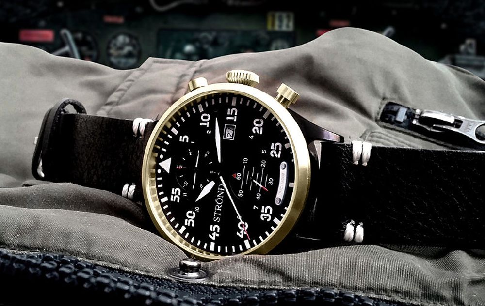 Strond DC-3 MKll Aviation Watch | Swiss Movement | Black & Bronze