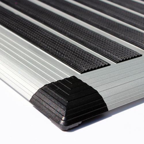 Doortex® Alumat Outdoor Entrance Mat, Black - 40 x 60cm