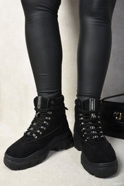 https://images.avasam.com/?url=https://avasamnew.s3.amazonaws.com/live//ikrush-lillian-chunky-lace-up-platform-ankle-boots-1726661601540157-1-_ey24-ut.jpg&w=500