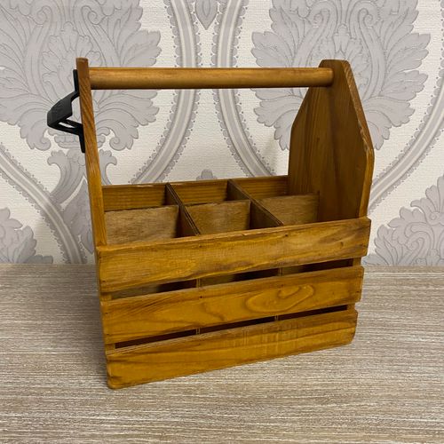 6 BOTTLE WOODEN WINE HOLDER