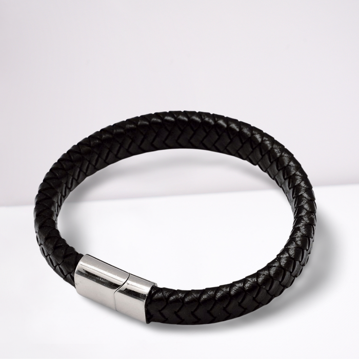 Luxury Black Leather Bracelet: Men's Stainless Steel Fastening