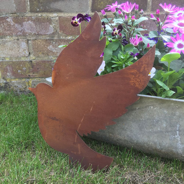 Rusted DOVE Metal Garden Ornament - Home Decor Sign - Bird Feature Wall Fence - High Quality