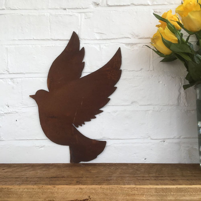 Rusted DOVE Metal Garden Ornament - Home Decor Sign - Bird Feature Wall Fence - High Quality