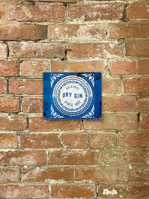 Vintage Metal Dry Gin Bar Sign - UK Made, Indoor/Outdoor - D0.1 x H25 x W20cm