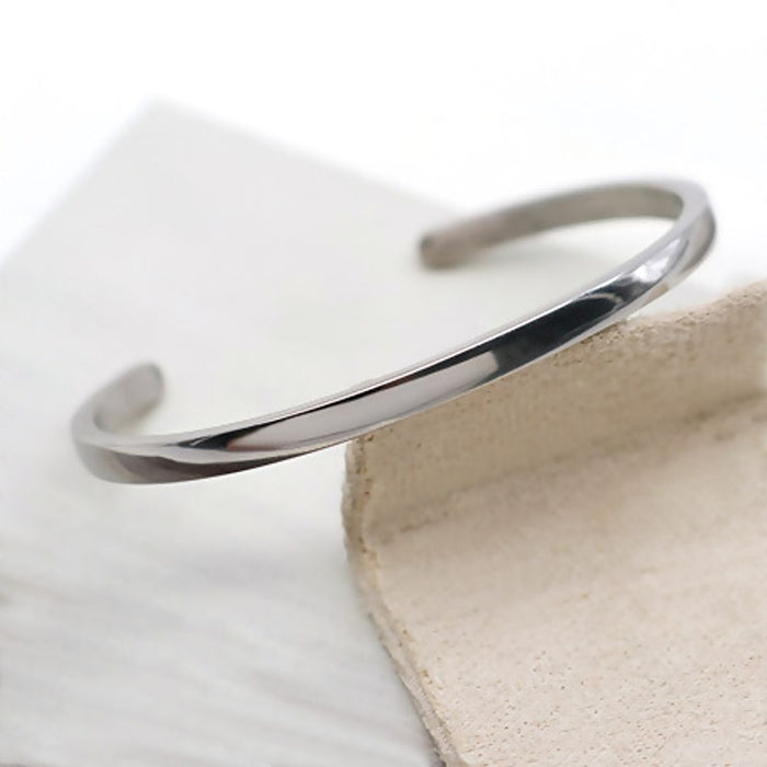 Elegant Silver Bangle - Perfect Gift for Women or Girls