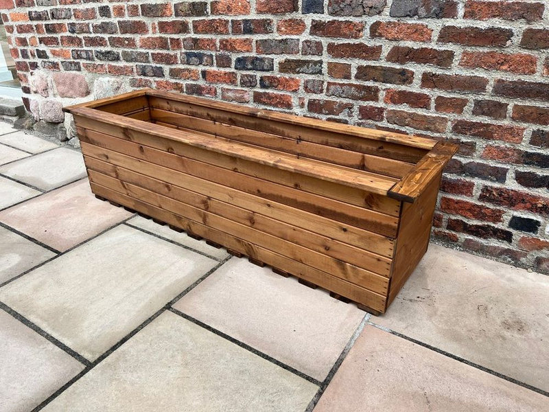 Premium English Design Willoughby Trough/Planter - Hand-Finished and Sustainable