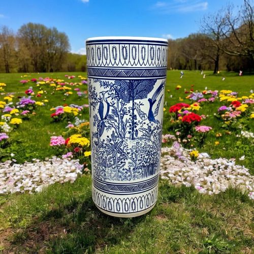 18" ROUND BLUE & WHITE UMBRELLA STAND
