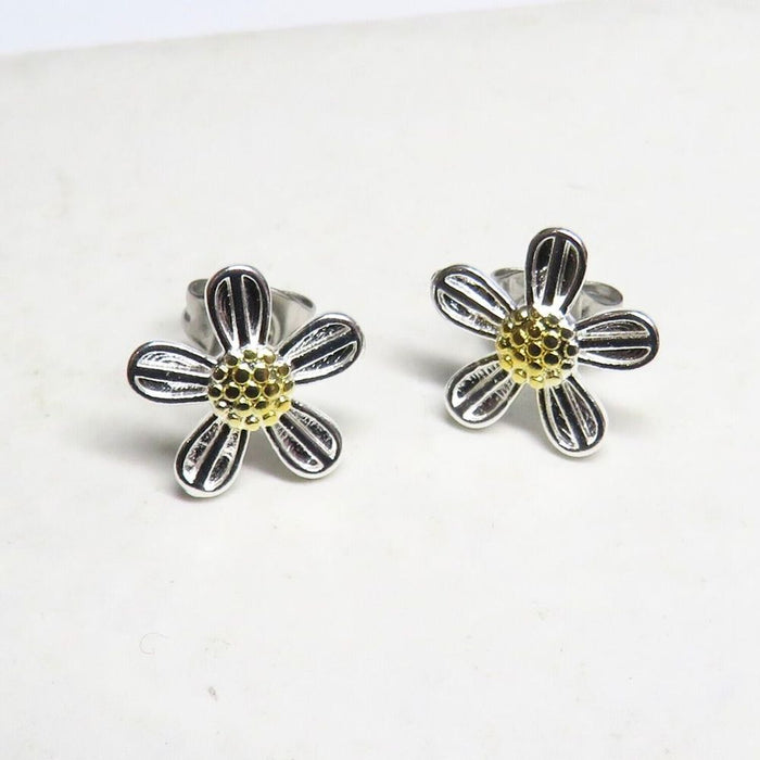 Silver Daisy Stud Earrings | Ideal Birthday or Christmas Gift