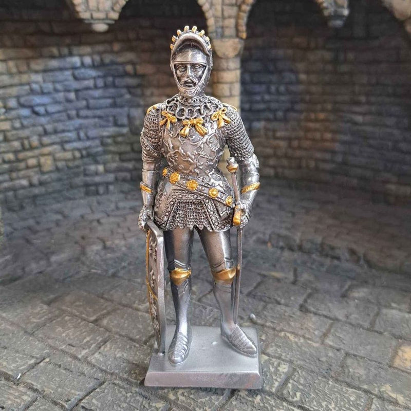 Knight with Fleur and Lion Shield (hand-cast statue sculpture) 11cm Height