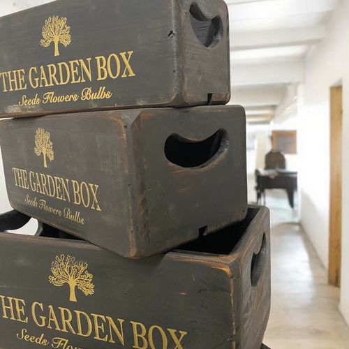 35/32/28/25/22CM SET 5 BLACK WOODEN BOXES