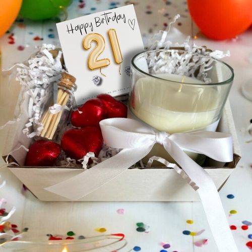 https://images.avasam.com/?url=https://avasamnew.s3.amazonaws.com/live//9378-CD-ST-SMBX_21st_Happy_Birthday_Cubic_Zirconia_Silver_Earrings_-_Gold_Balloons_Small_Gift_Hamper_ayedogifts.co.uk.jpg&w=500