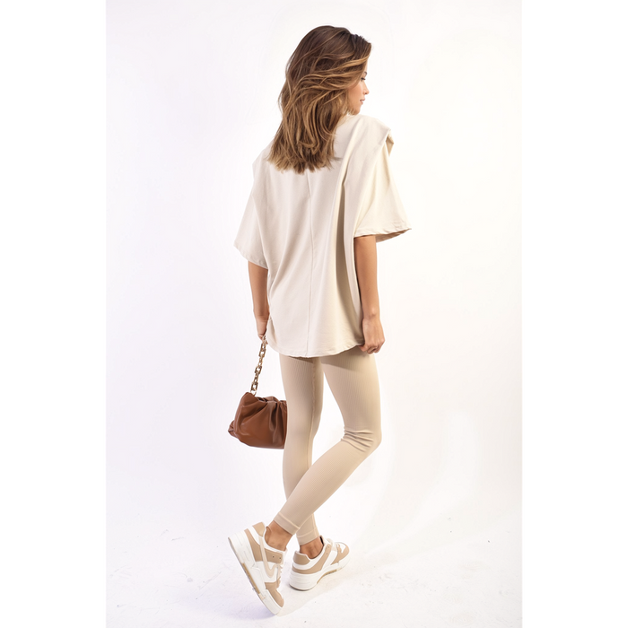 Jeanette Oversized Top - Comfortable and Chic Fashion Statement for Any Occasion!