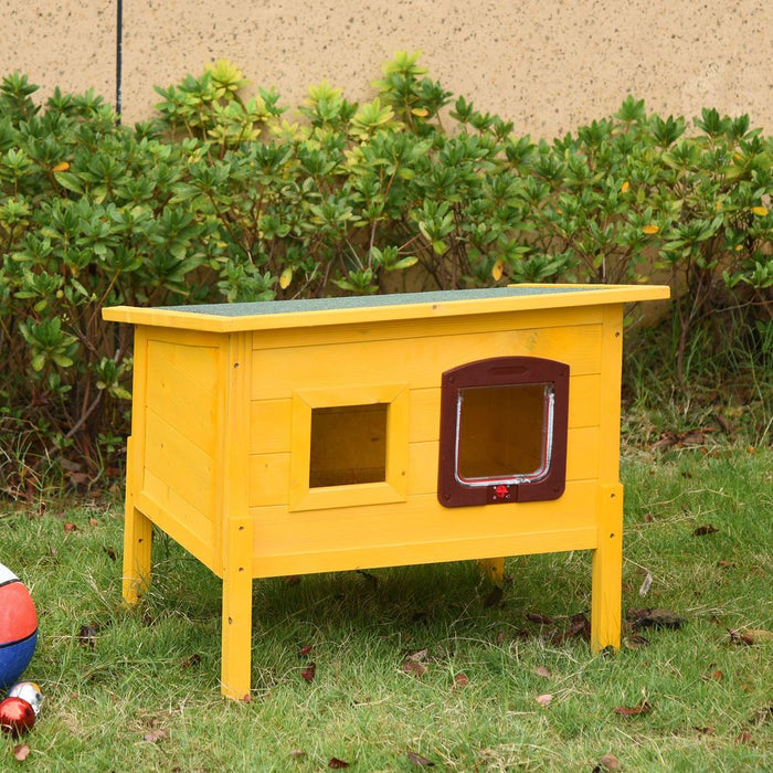 Premium Outdoor Cat House - Waterproof, Solid Wood, Shelter, Pawhut - Ideal for Stray Cats, with Roof & Door