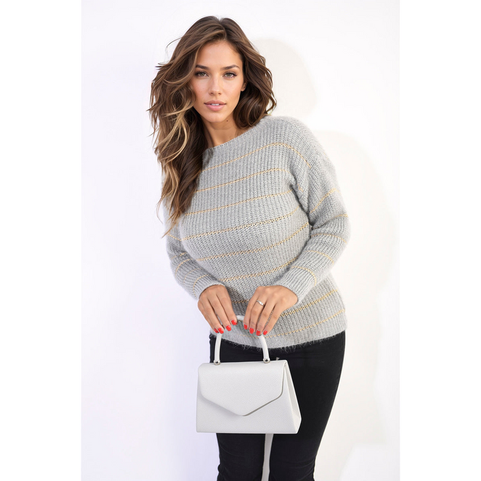 Timeless Striped Knitted Jumper - Cozy, Chic & Versatile! 🧶🌟