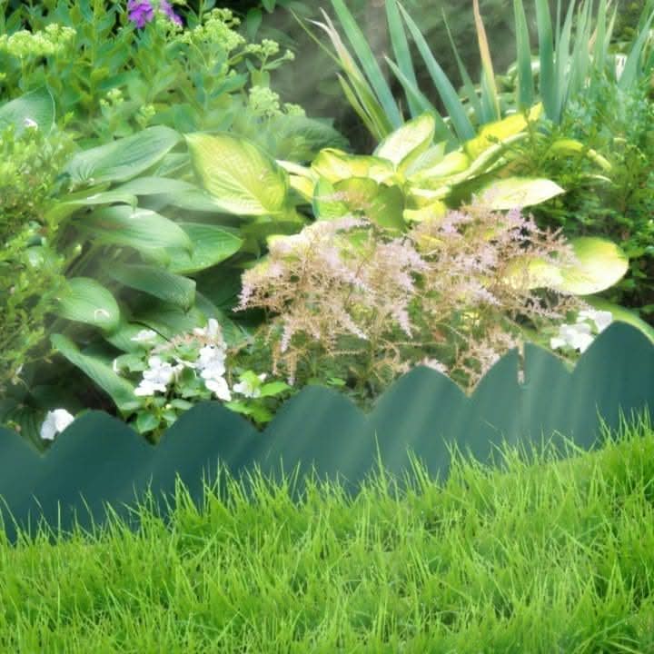 4 Pack Scallop Plastic Garden Edging Interlocking Lawn Border