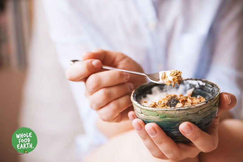 Organic Deluxe Muesli - A Blend of Flakes with Nuts, Seeds & Dried Fruit